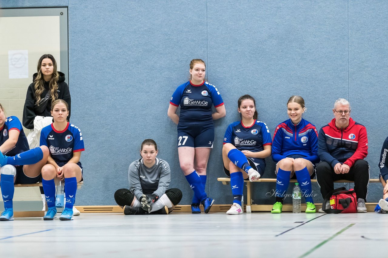 Bild 71 - F Loewinnen Hallen Cup